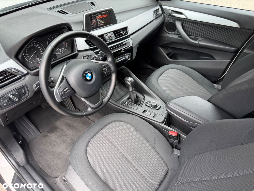 BMW X1 sDrive18i - 6