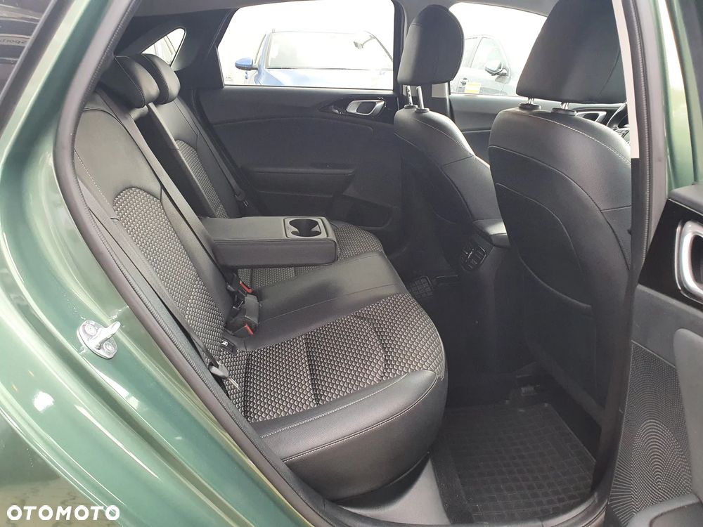 Kia Ceed 1.5 T-GDI Tribute - 25