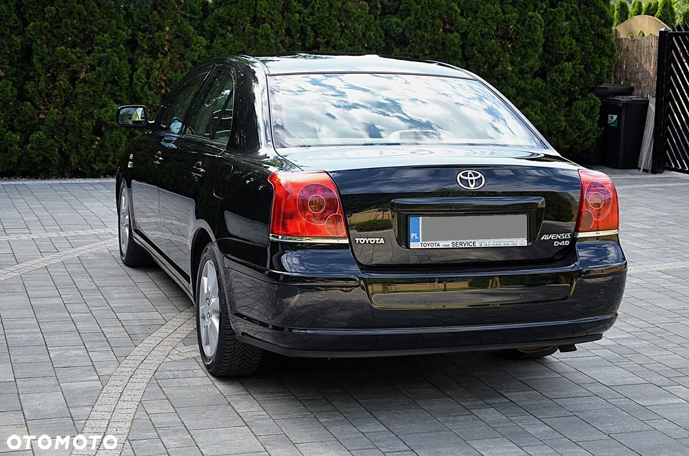 Toyota Avensis 2.2 D-4D Prestige - 3