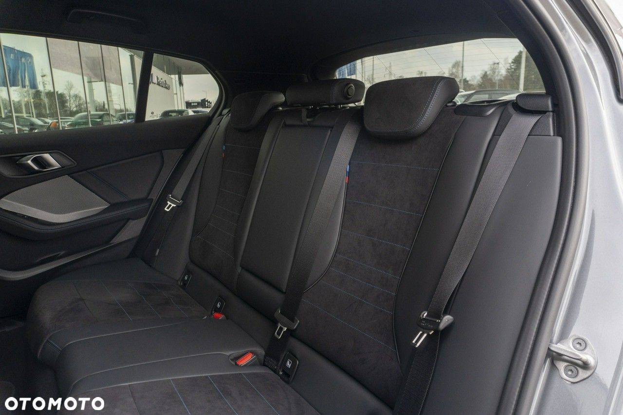 BMW Seria 1 - 22