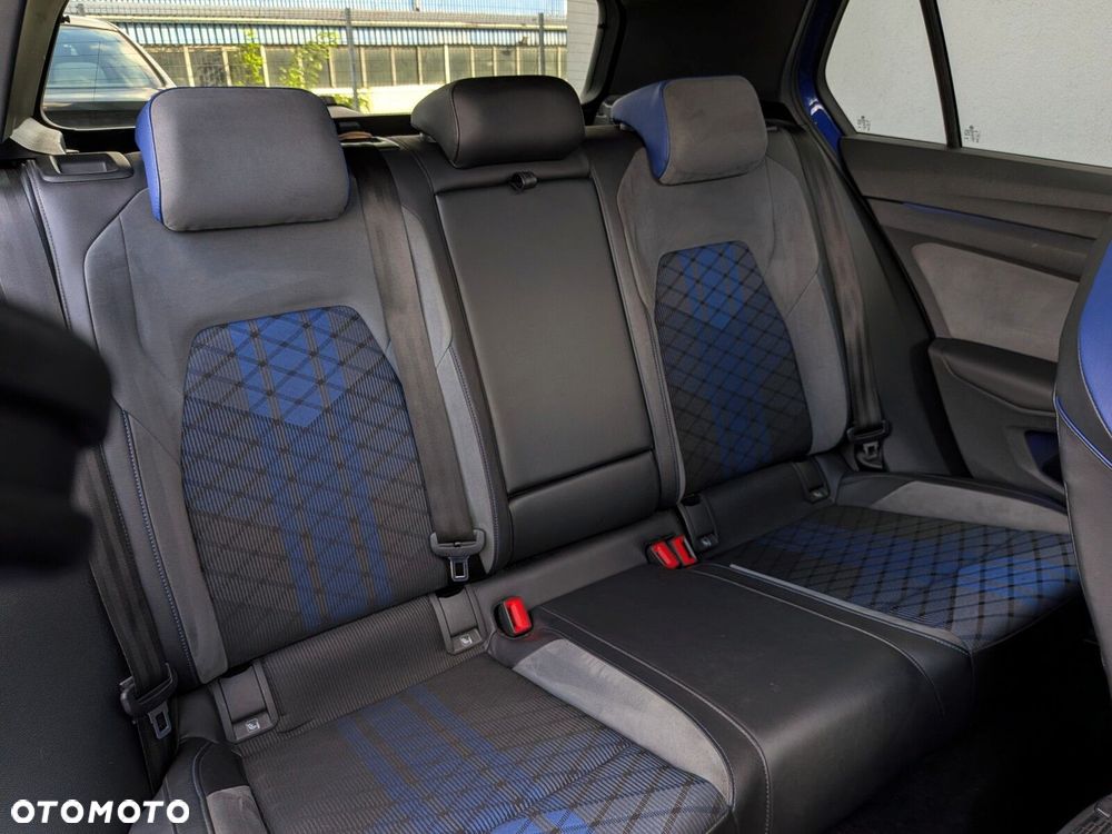 Volkswagen Golf 2.0 TSI 4Motion R DSG - 13
