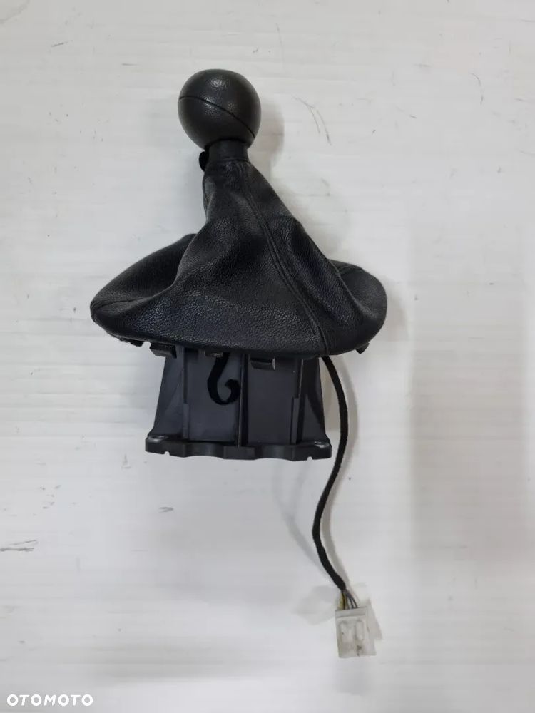 WYBIERAK BIEGÓW AUTOMAT IVECO DAILY IV  06-13. EU - 1