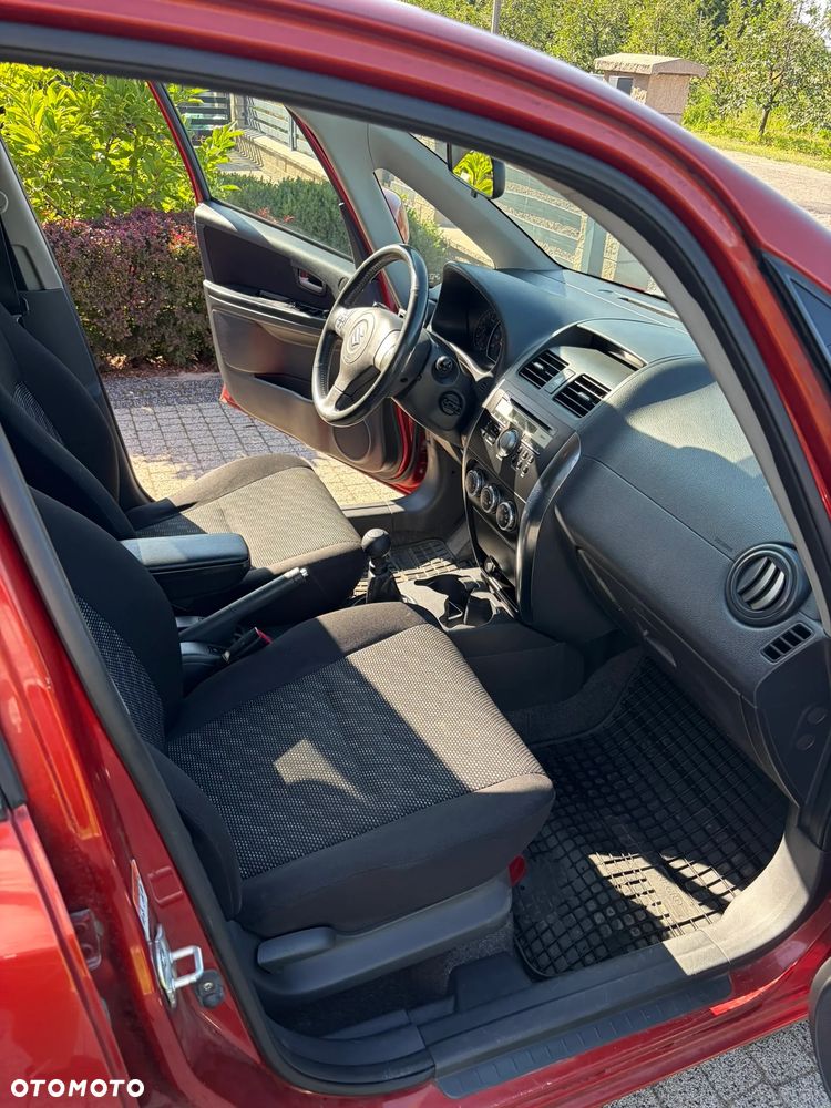 Suzuki SX4 1.6 GLX / Comfort - 12