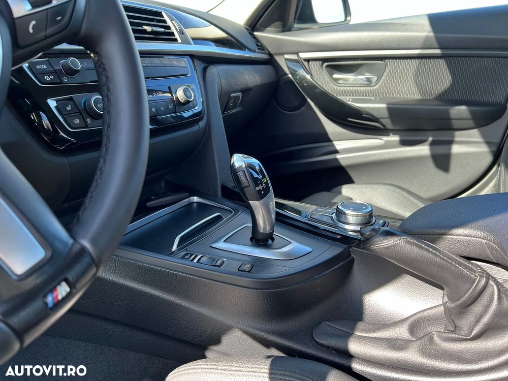 BMW Seria 3 318i Aut. M Sport - 8