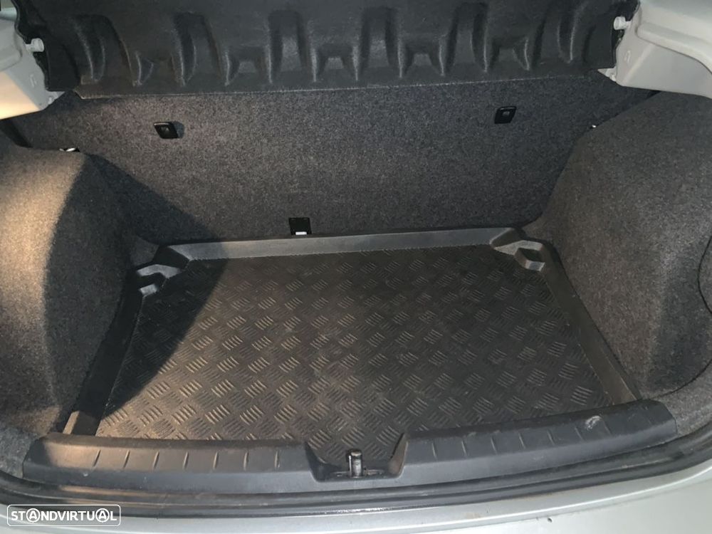 SEAT Ibiza 1.4 TDi Reference Ecomotive - 5
