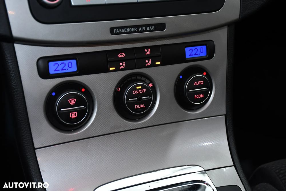 Volkswagen Passat 2.0 TDI DPF DSG Comfortline - 16