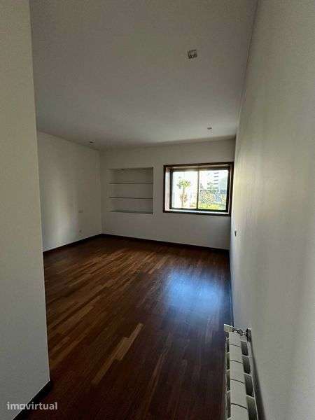 Apartamento T3 com garagem em Paços de Ferreira - Grande imagem: 3/12