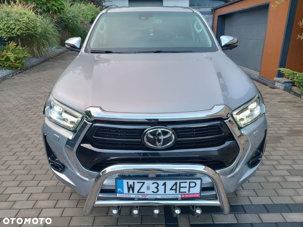 Toyota Hilux 2.8 D-4D Double Cab Invincible Sport 4x4 - 23
