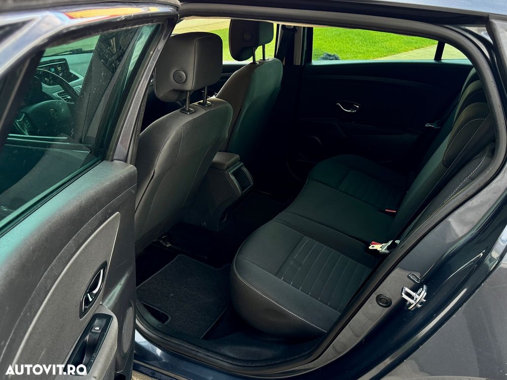 Renault Megane ENERGY dCi 110 Start & Stop LIMITED - 30
