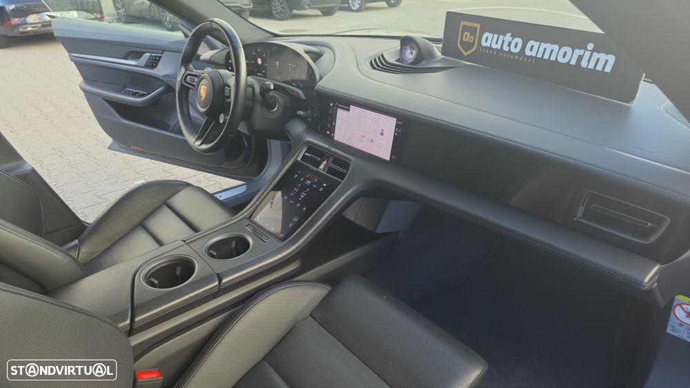 Porsche Taycan 4S - 30