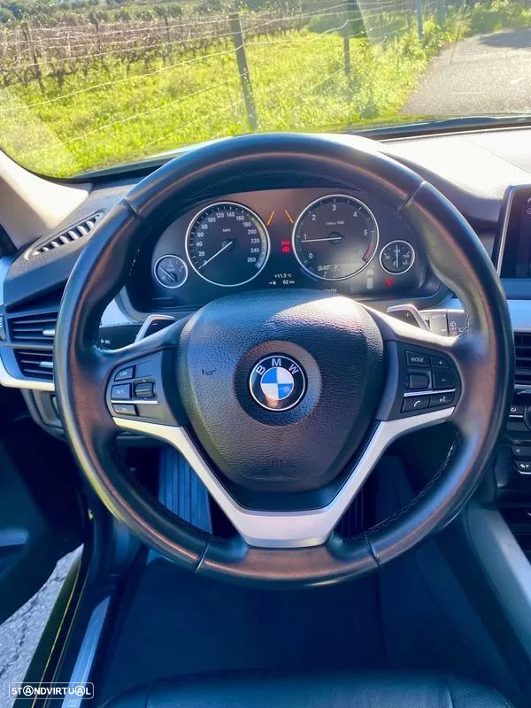 BMW X5 25 d sDrive Comfort 7L - 8