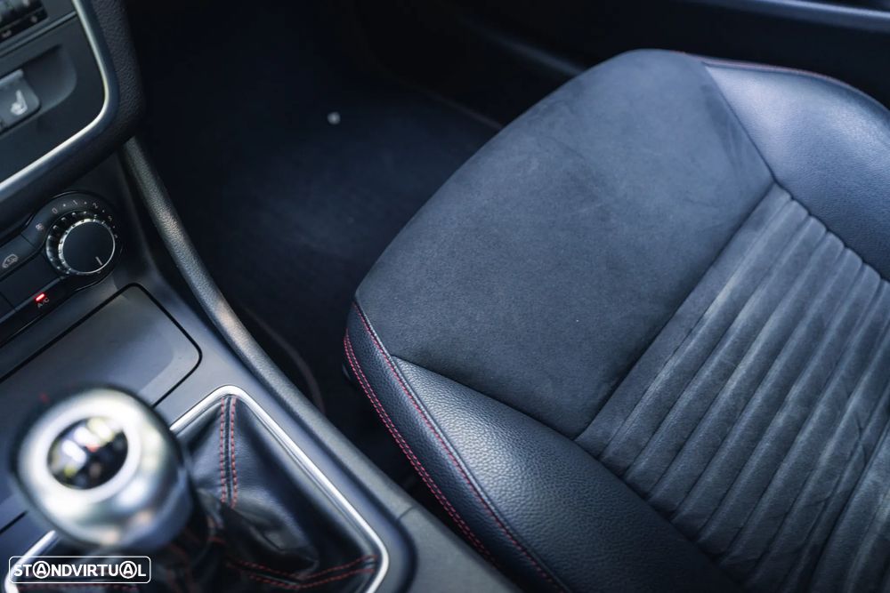 Mercedes-Benz CLA 200 CDI AMG Line - 40