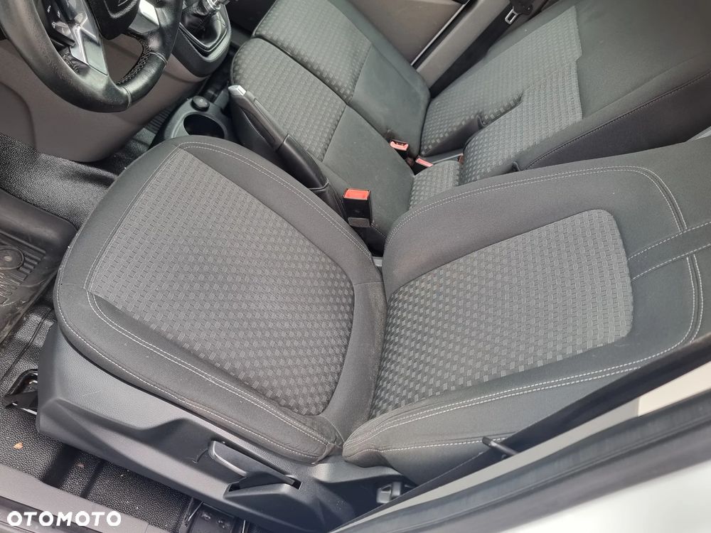 Ford Transit Connect - 7