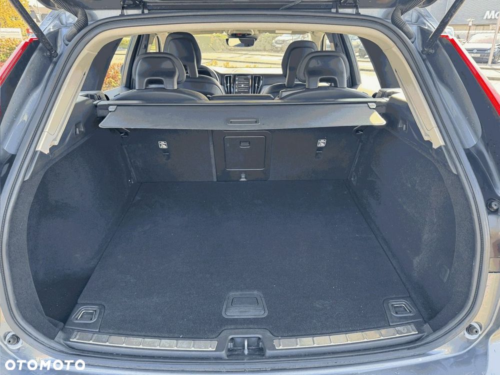 Volvo XC 60 - 22