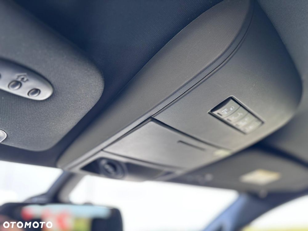 Dodge Grand Caravan 3.6 R/T - 23