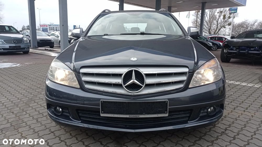 Mercedes-Benz Klasa C 220 CDI DPF Automatik Avantgarde - 34