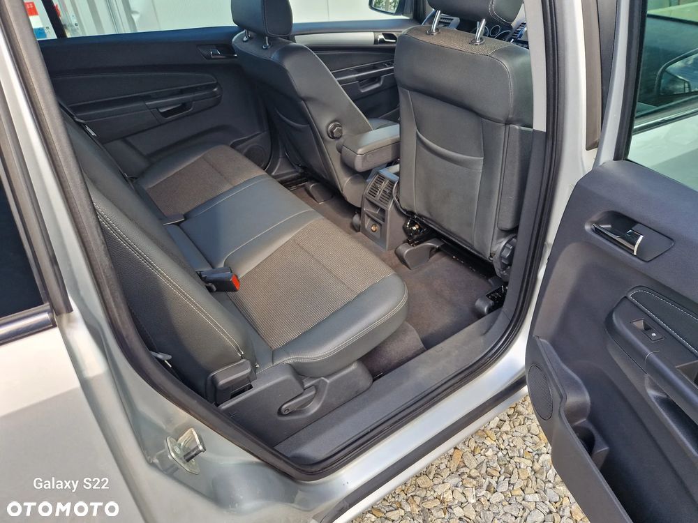 Opel Zafira 1.8 Cosmo EasyTronic - 17