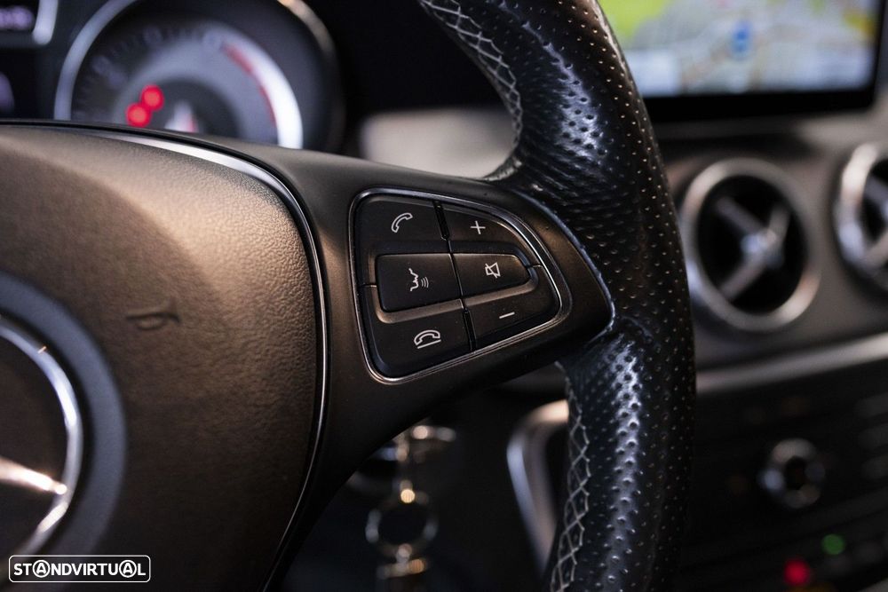 Mercedes-Benz CLA 180 - 15
