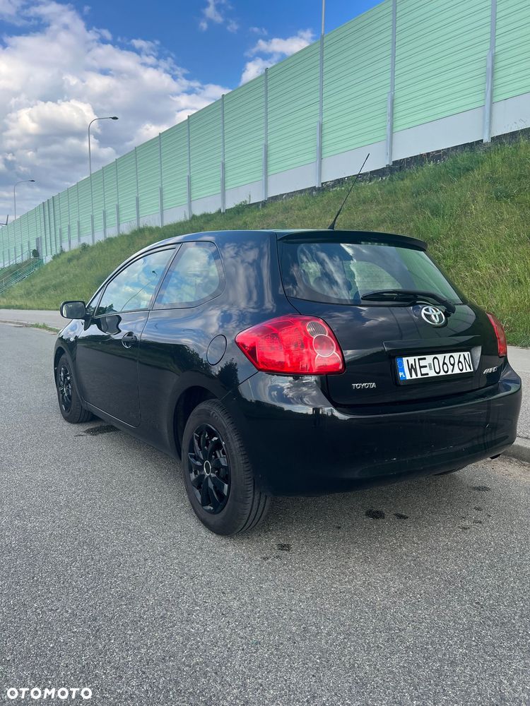 Toyota Auris 1.4 D-4D Luna - 3