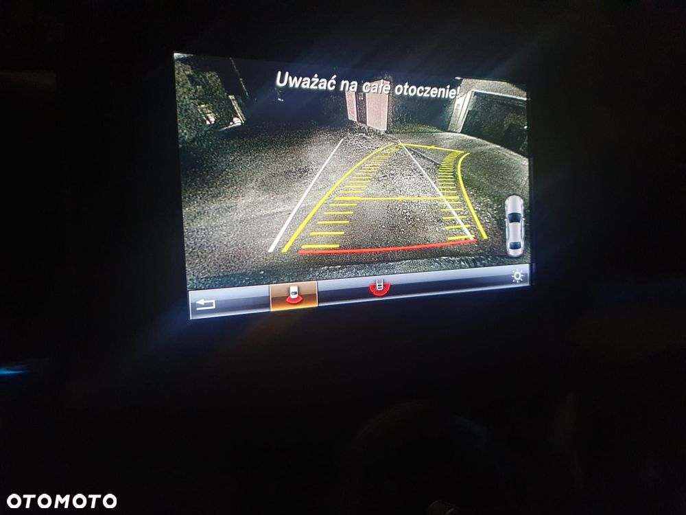 Mercedes-Benz Klasa C 200 4-Matic 9G-TRONIC - 19