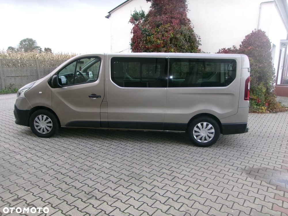 Renault Trafic ENERGY dCi 125 Grand Spaceclass - 10