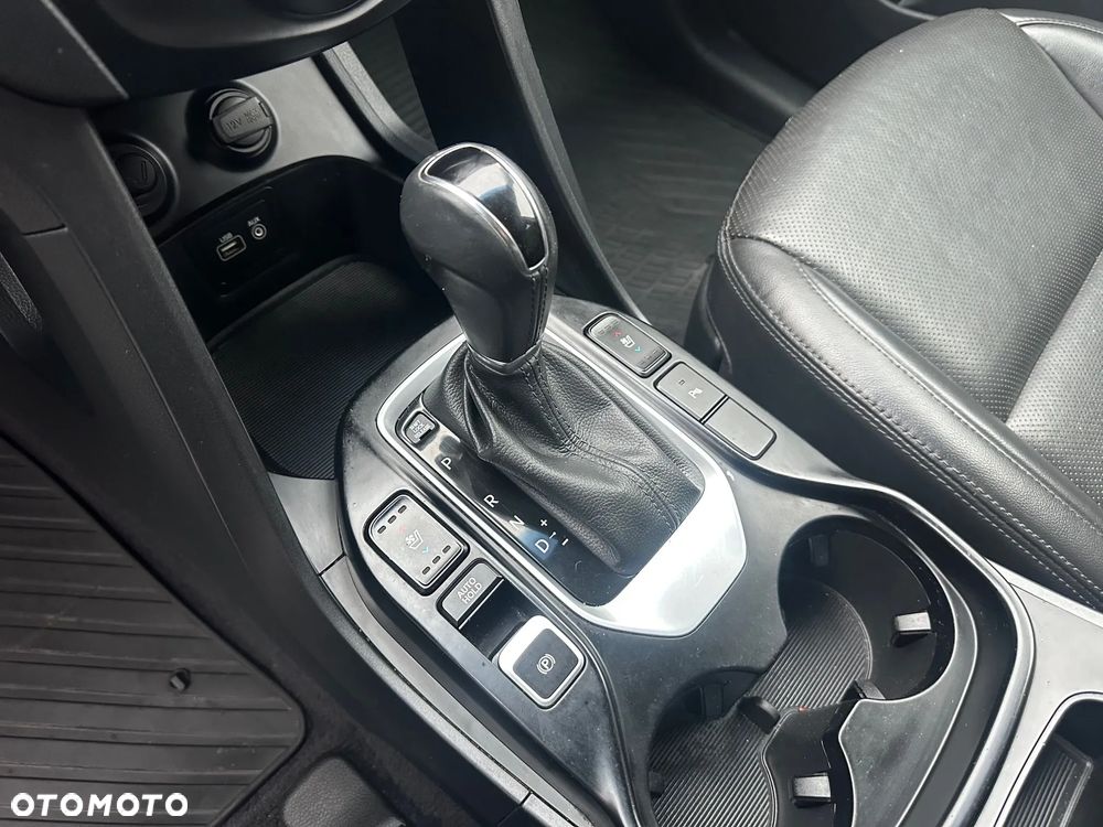 Hyundai Santa Fe 2.0 CRDi Executive 4WD 7os - 13