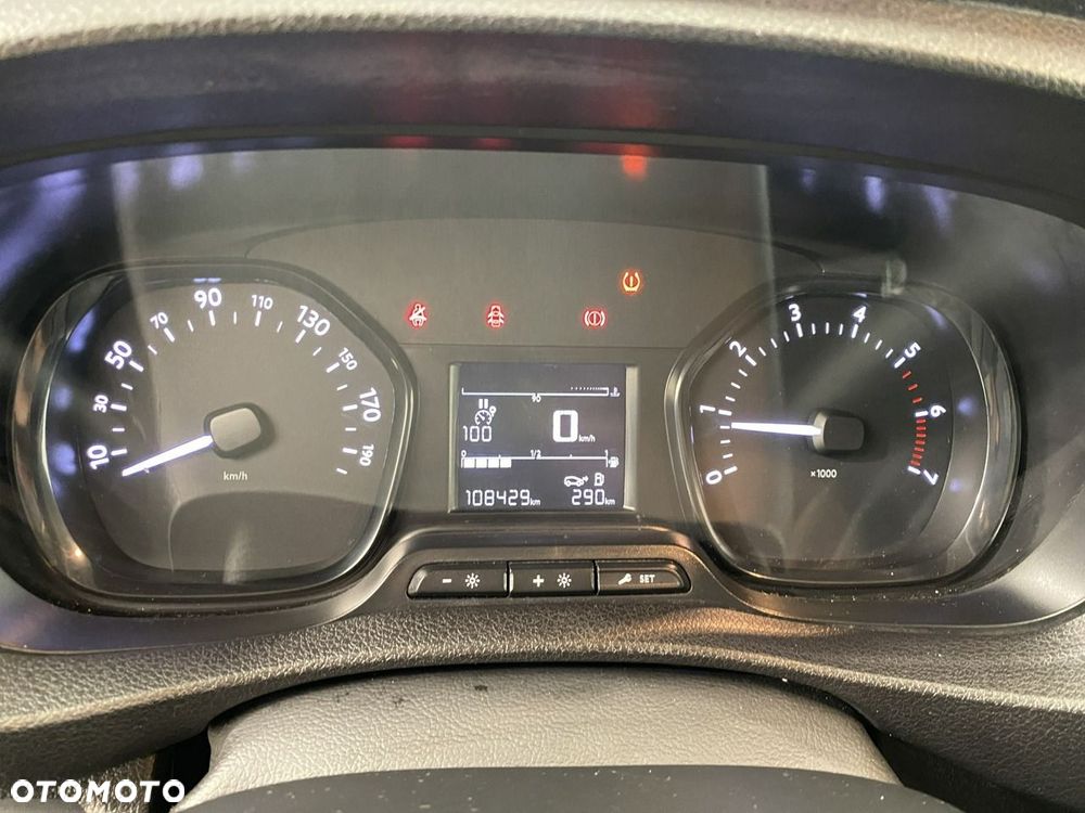 Toyota ProAce - 11