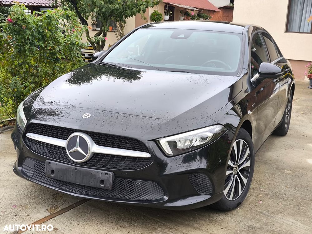 Mercedes-Benz A 250 e 8G-DCT Edition 2020 - 4