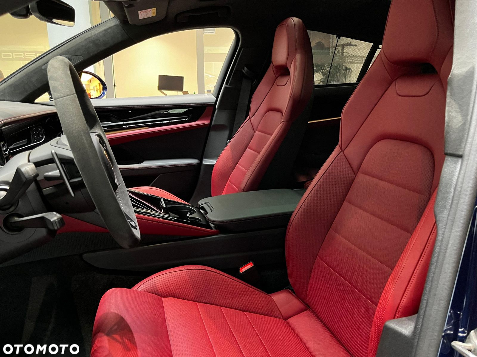 Porsche Panamera 4 - 8