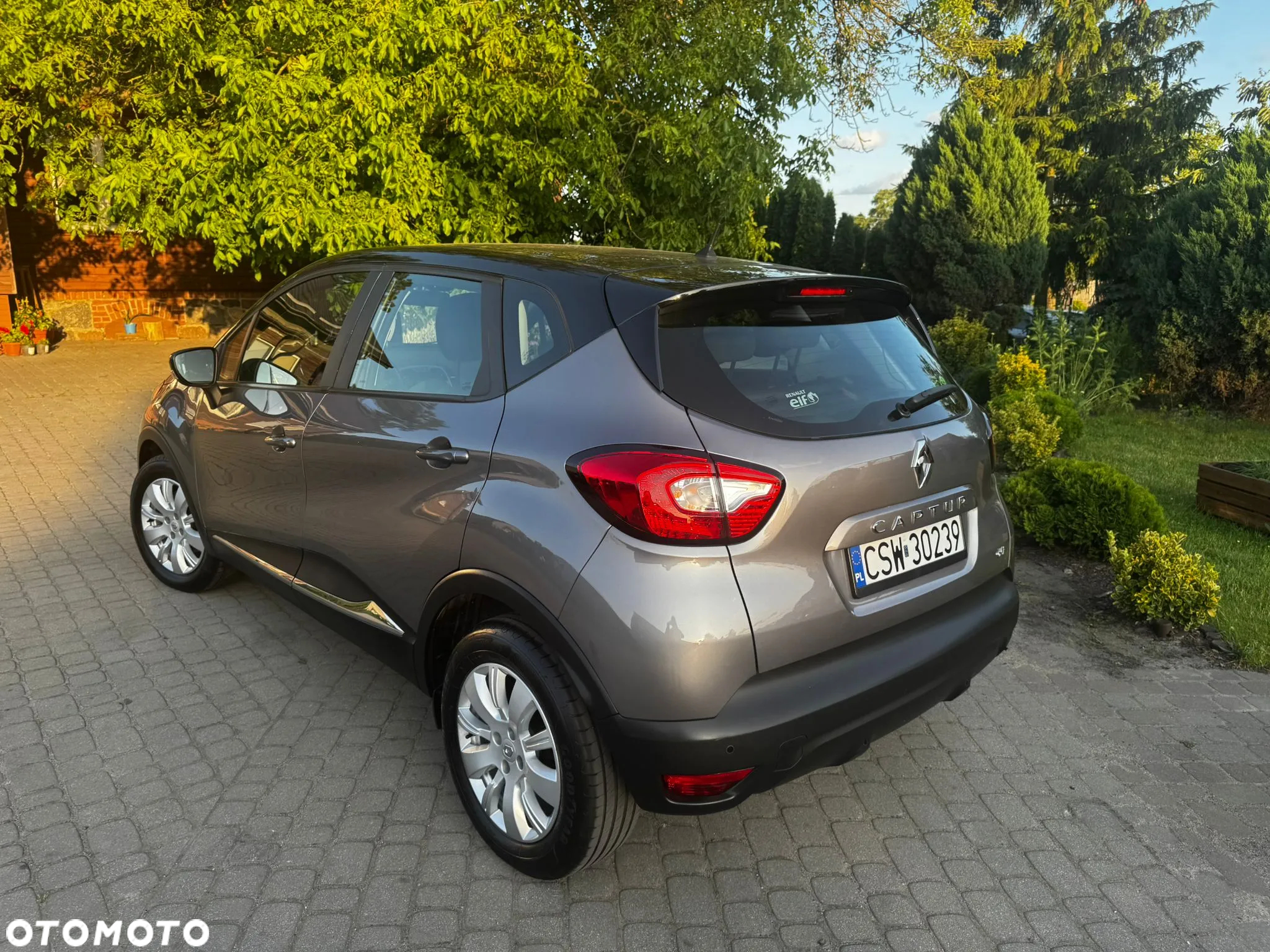Renault Captur - 13