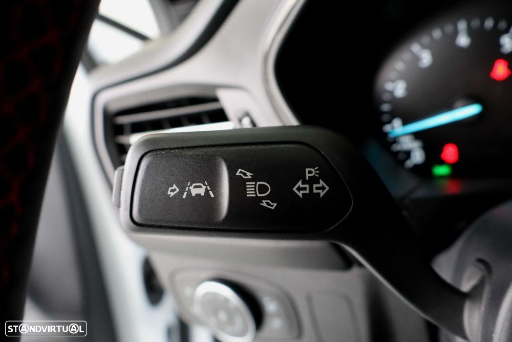 Ford Focus 1.0 EcoBoost MHEV ST-Line - 17