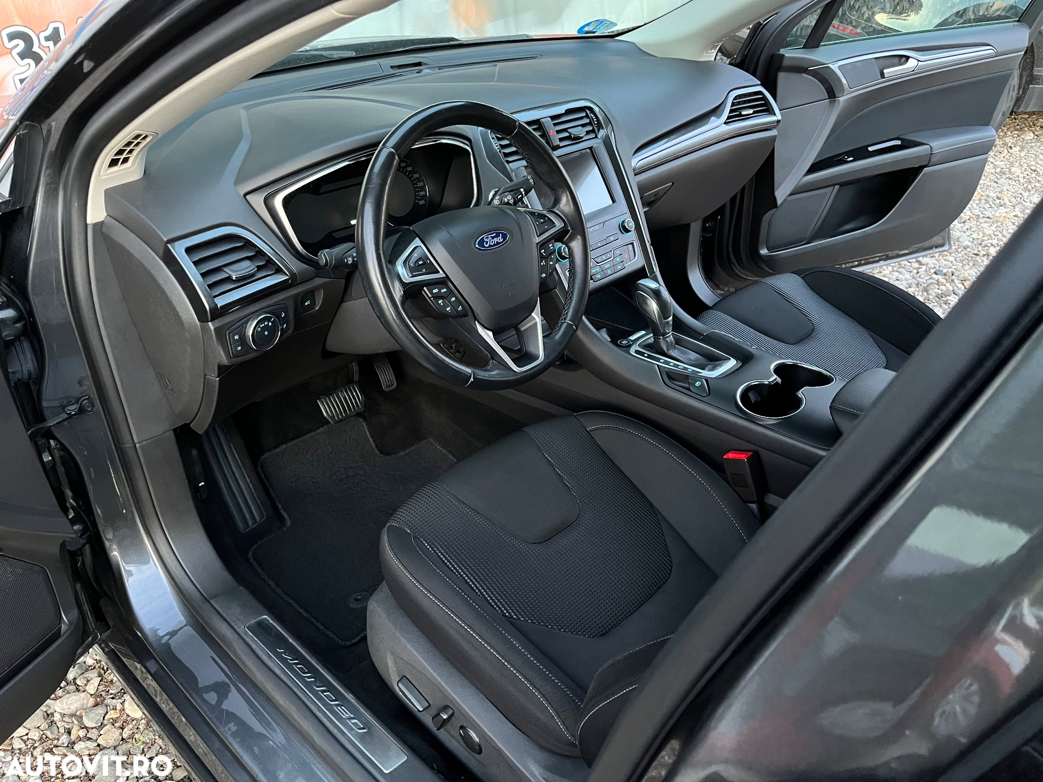 Ford Mondeo 1.5 EcoBoost Aut. Titanium - 29