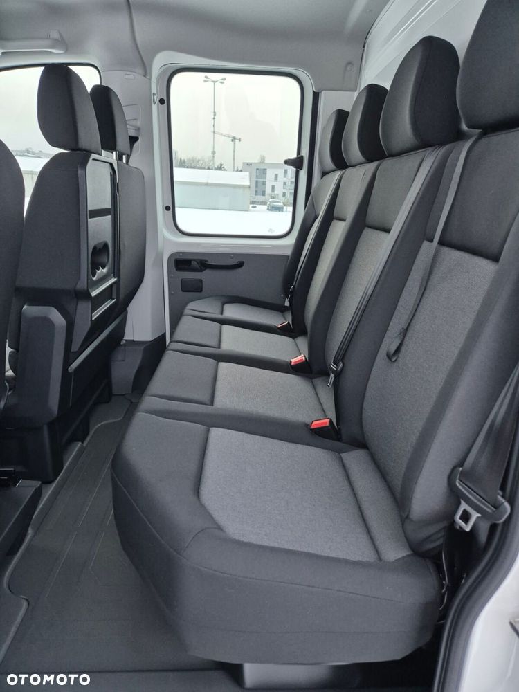 Volkswagen Crafter Skrzyniowy z podwójną kabiną - 12