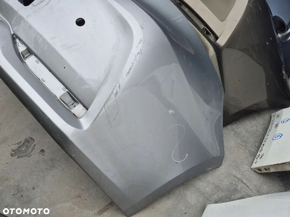 ORYGINALNY ZDERZAK TOYOTA COROLLA E21 PRZÓD / TYŁ - 12