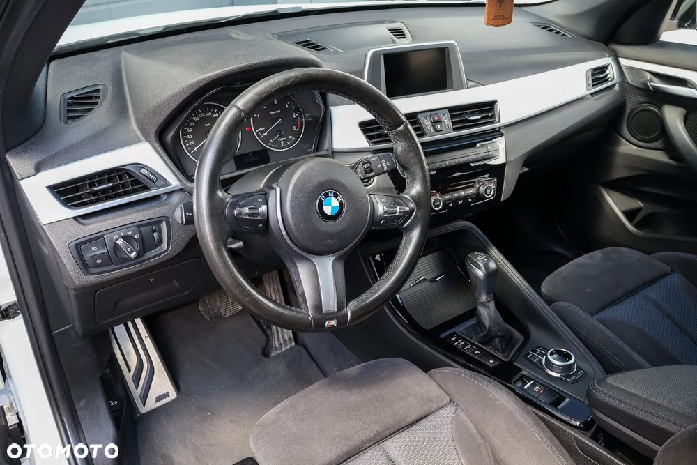 BMW X1 xDrive18d M Sport - 8