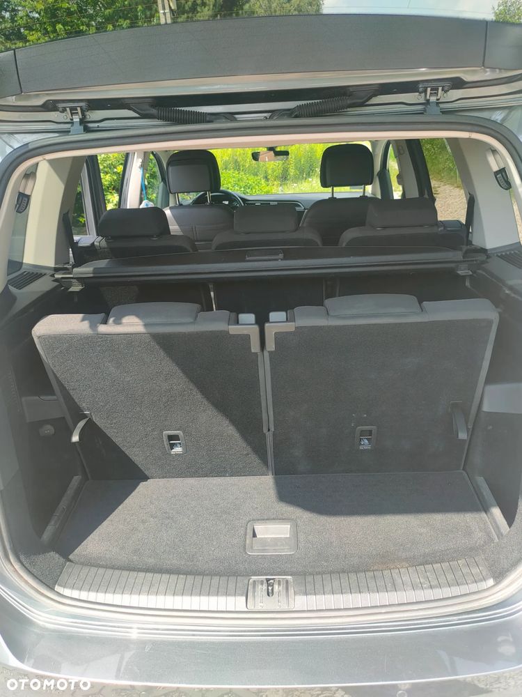 Volkswagen Touran 1.4 TSI BMT Comfortline DSG - 19