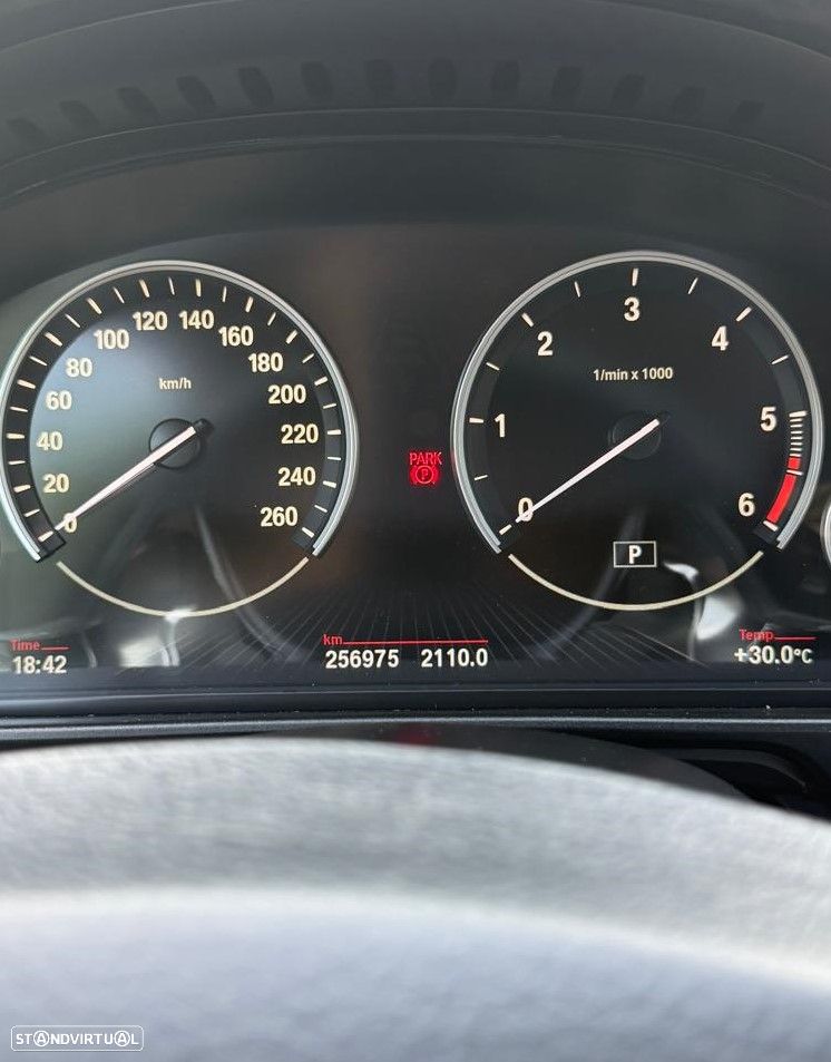 BMW 520 d Auto - 24