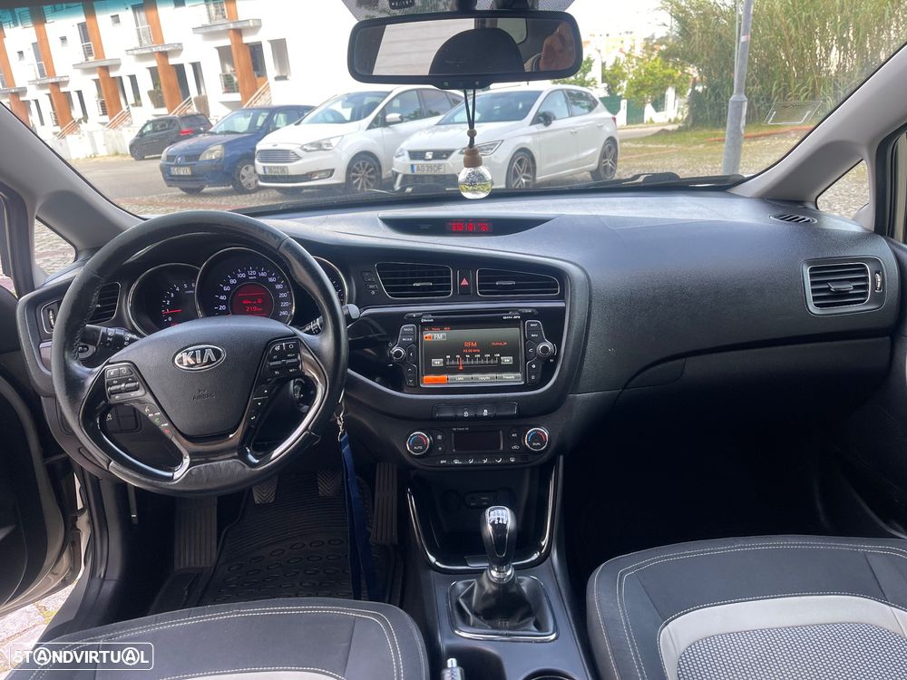 Kia Ceed SW 1.6 CRDi TX Prime - 8