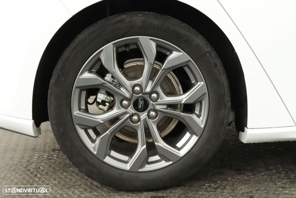 Ford Focus 1.0 EcoBoost MHEV ST-Line X - 5