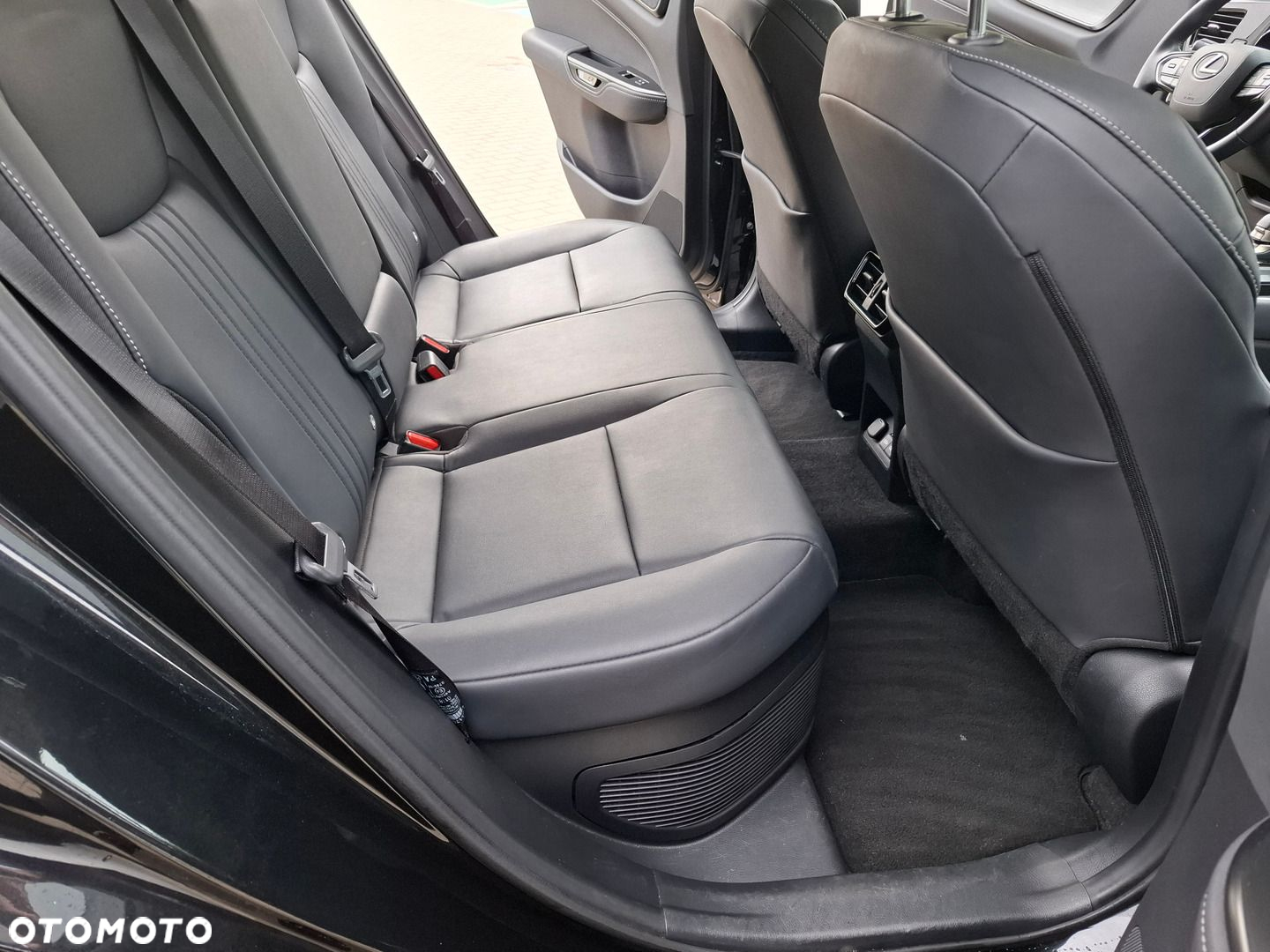 Lexus NX - 26