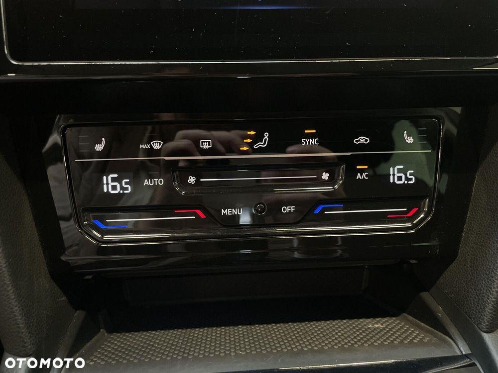 Volkswagen Passat - 15