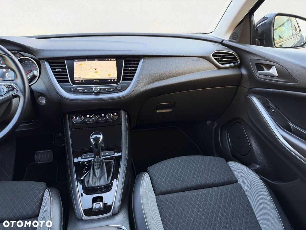 Opel Grandland X - 8