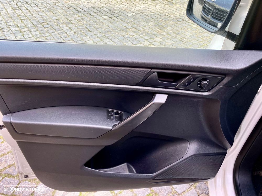 VW Caddy 2.0 TDi BM Trendline - 11