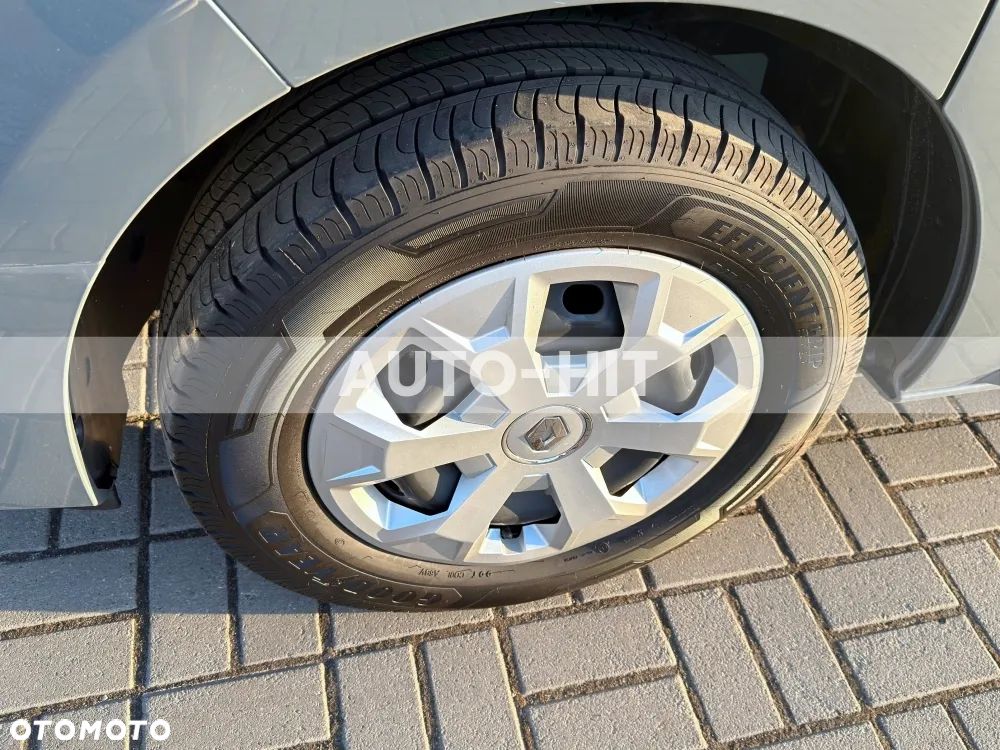 Renault Trafic - 21