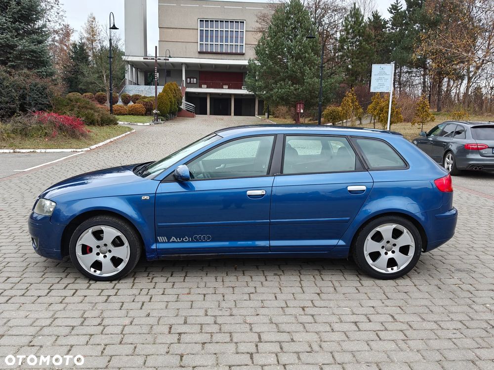Audi A3 Sportback 1.6 FSI Attraction - 5