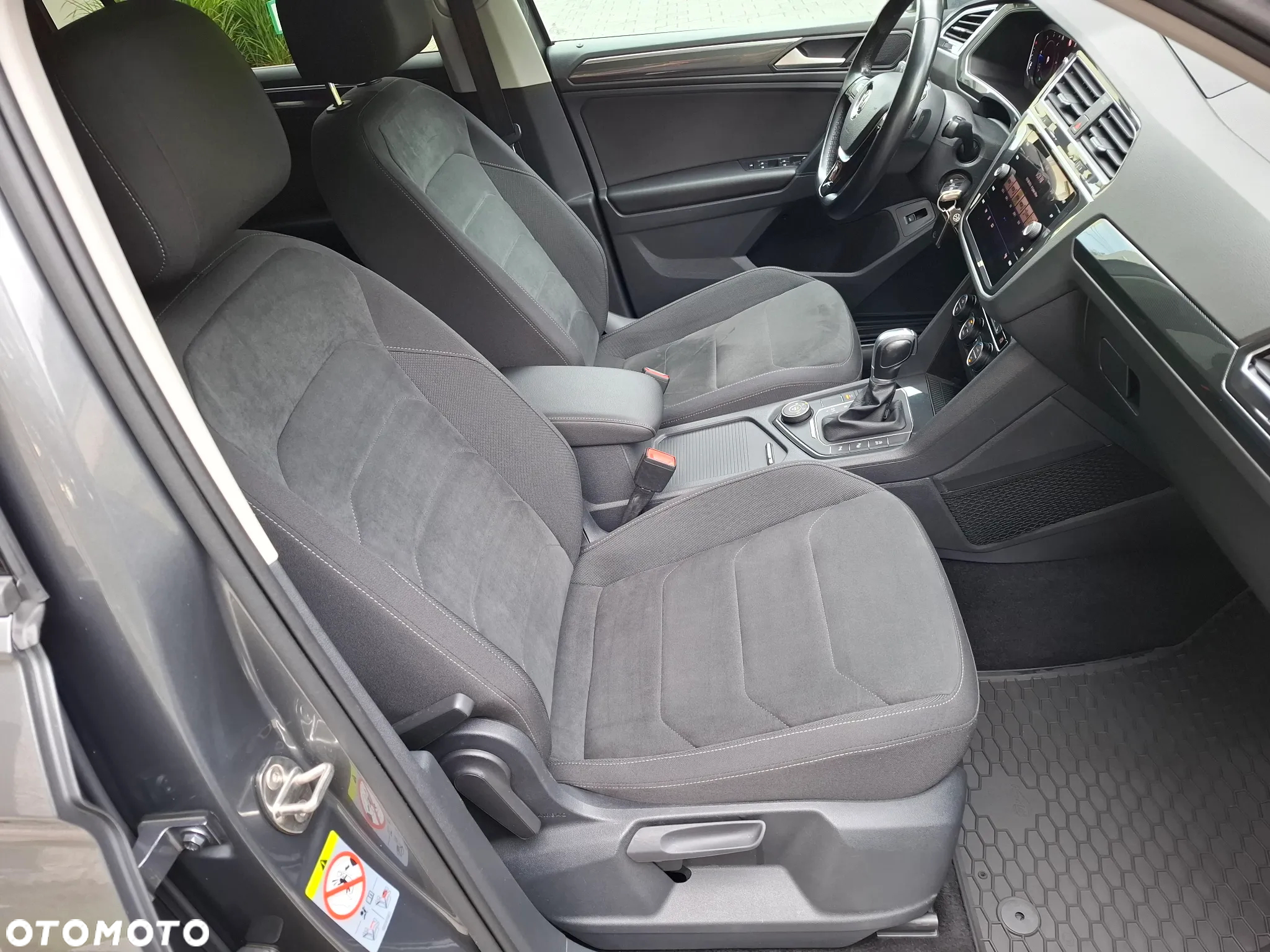 Volkswagen Tiguan 2.0 TDI SCR 4MOTION DSG Highline - 34