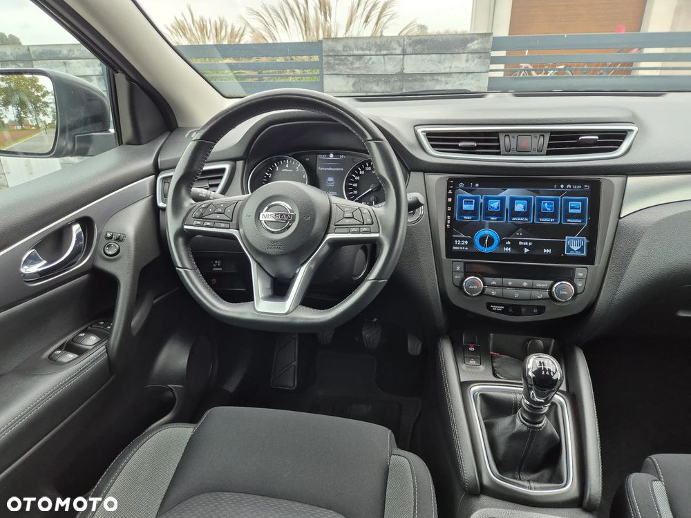 Nissan Qashqai 1.3 DIG-T N-CONNECTA - 6