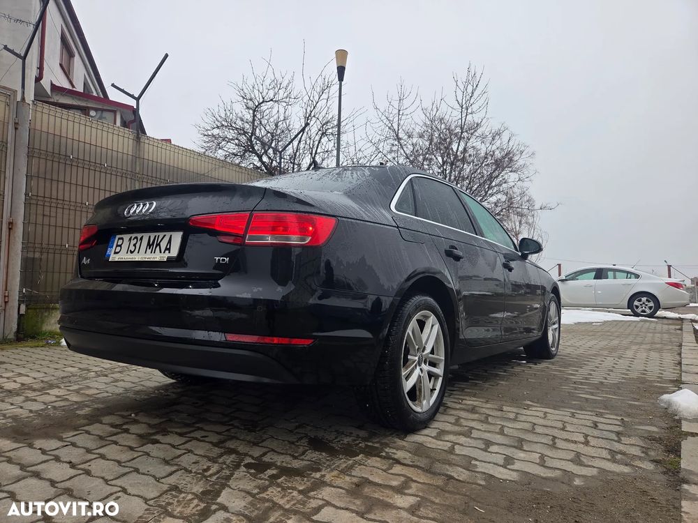 Audi A4 2.0 TDI S tronic Sport - 3