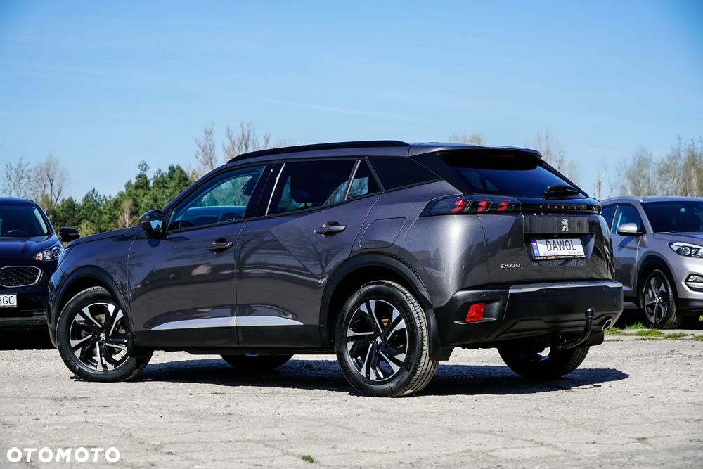 Peugeot 2008 - 11