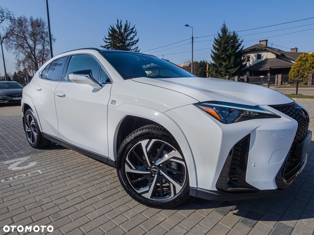 Lexus UX 250h F SPORT - 1